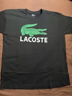 New Men’s Luxury Graphic T-shirt Size XL